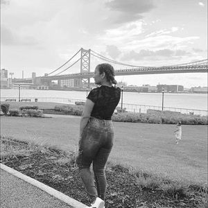 Meet your Posher, Valentina